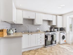 Dining kitchen- click for photo gallery